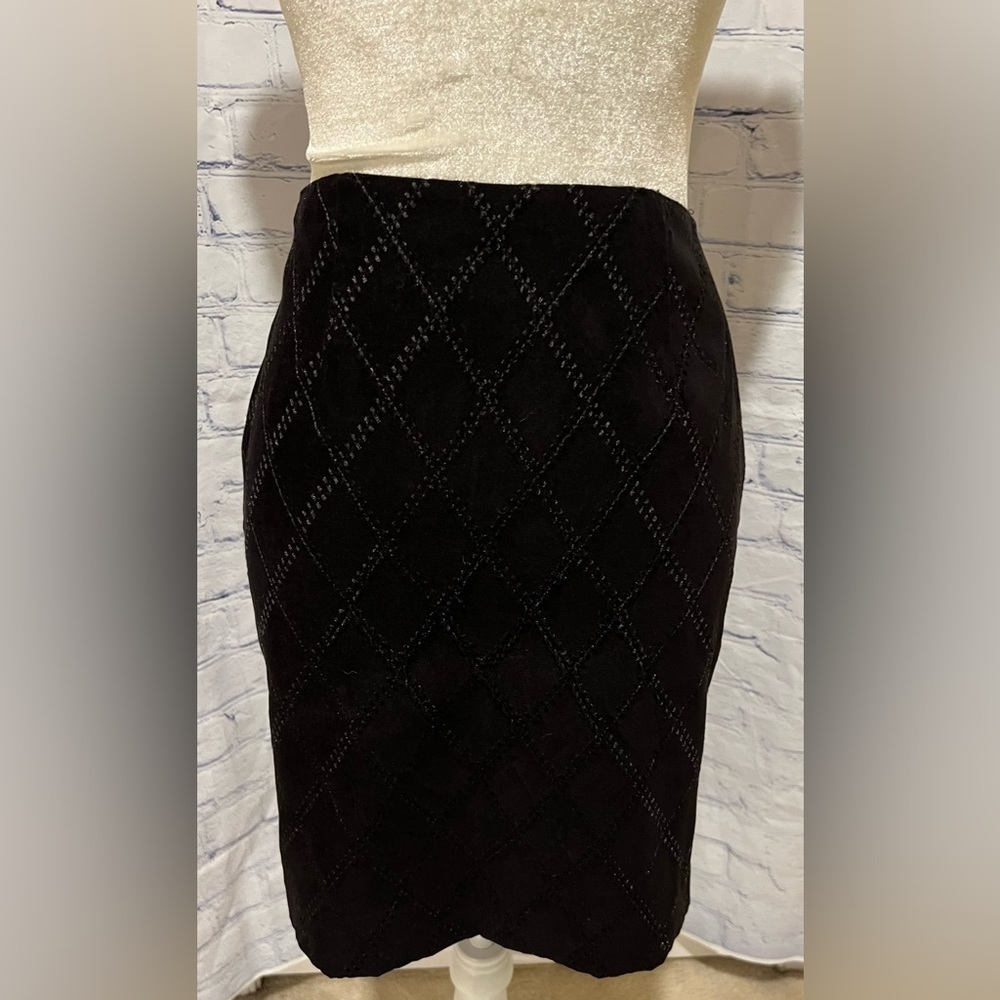 Petite Sophisticate Women’s black Skirt Size 14